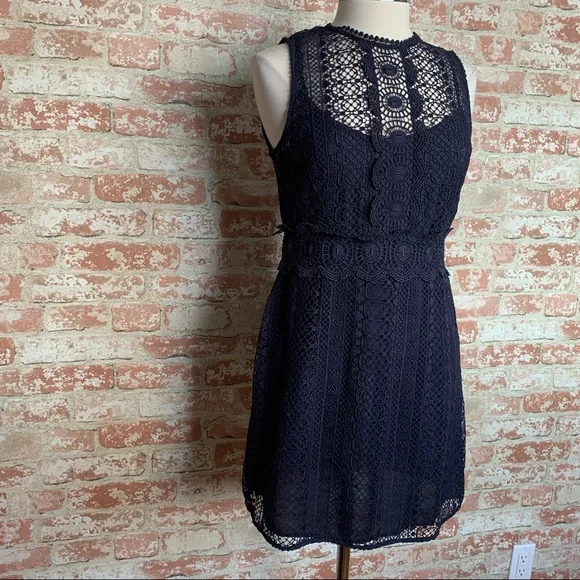 H&M Crochet Lace Dress Navy - Picture 6 of 8